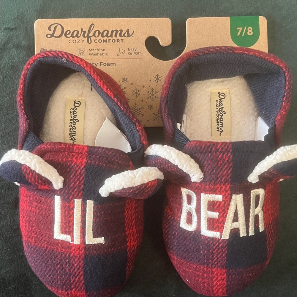 NWT Dearfoams Kids Red Plaid Lil Bear Slippers with Memory Foam